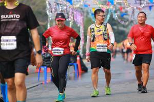 BIB: 475, 40278
                            <button type="button" onclick="openModal(9892553)" class="btn btn-primary btn-sm float-right btn-popup" data-toggle="modal" data-target=".modal-high-quality">
                        <i class="fas fa-shopping-cart"></i> Add to Cart
                    </button>
                                            <button type="button" onclick="isThisMe(9892553, true)" class="btn btn-success btn-sm float-right btn-popup btn-isme hidden" data-toggle="tooltip" data-placement="bottom" title="นี่คือรูปของคุณใช่ไหม คลิกที่นี่เพื่อเอาเข้าอัลบั้ม">
                        <i class="fas fa-plus"></i> Add to album
                    </button>
                    <button type="button" onclick="isThisMe(9892553, false)" class="btn btn-warning btn-sm float-right btn-popup btn-isnotme hidden">
                        <i class="fas fa-ban"></i> Remove from album
                    </button>